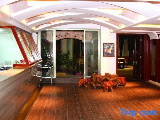Янгиианг: Jtour Inn Yangjiang Municipal Government