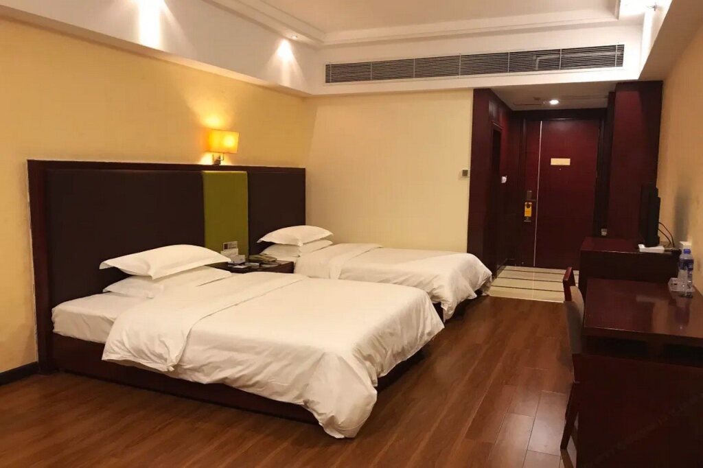 Янгиианг: Jtour Inn Yangjiang Municipal Government
