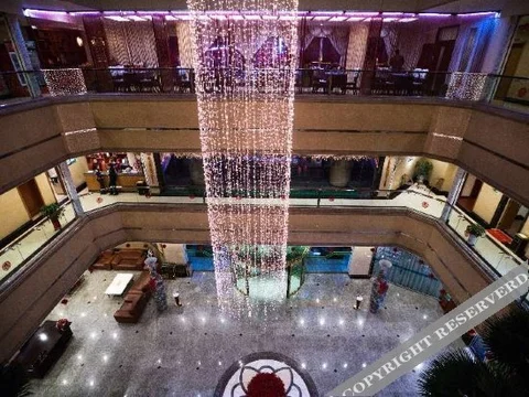 Яньань: Yan'an Tourism Hotel