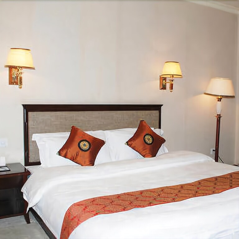 Ибинь: Jiudu Hotel
