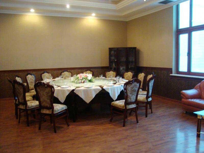 Цицикар: Nenjiang Hotel