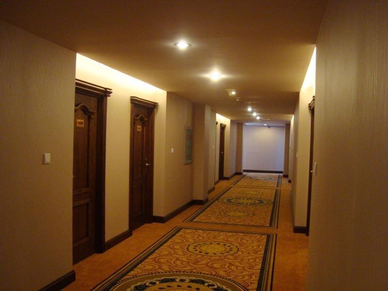 Цицикар: Nenjiang Hotel