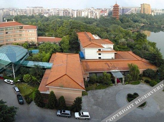Чунцин: 重庆犀牛宾馆