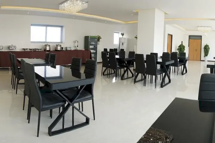 Чжэнчжоу: Super 8 Zhengzhou Jinshuilu Jingyilu