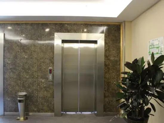 Шэньян: Super 8 Hotel Shenyang Railway Station Tai Yuan Jie