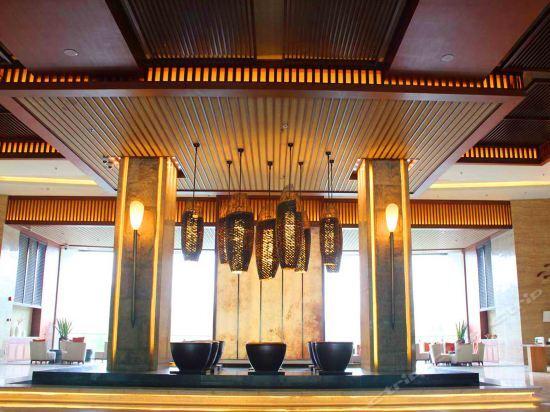 Цзиньюань: White Swan Hotel Qingyuan