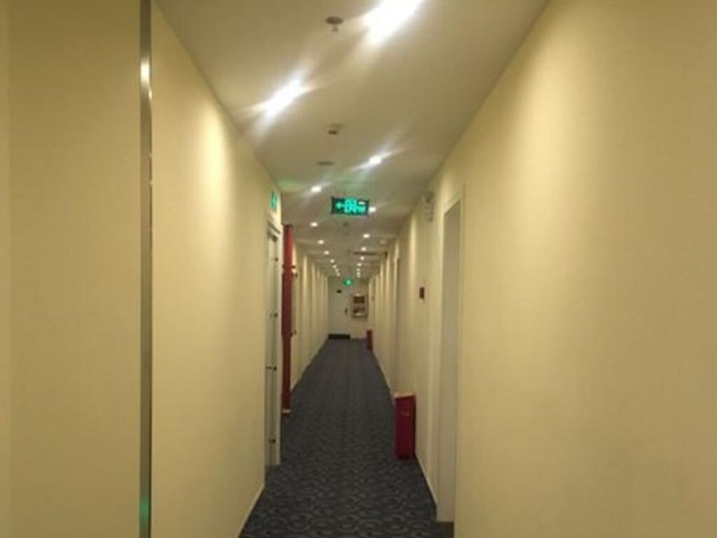 Цзинин: 7 Days Inn Zoucheng Chengqian East Road Yiwu Trade Center