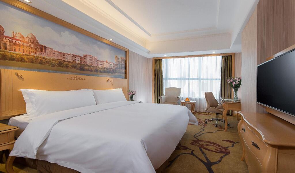 Шэньчжэнь: Vienna Hotel Shenzhen Bao'an Xin'an