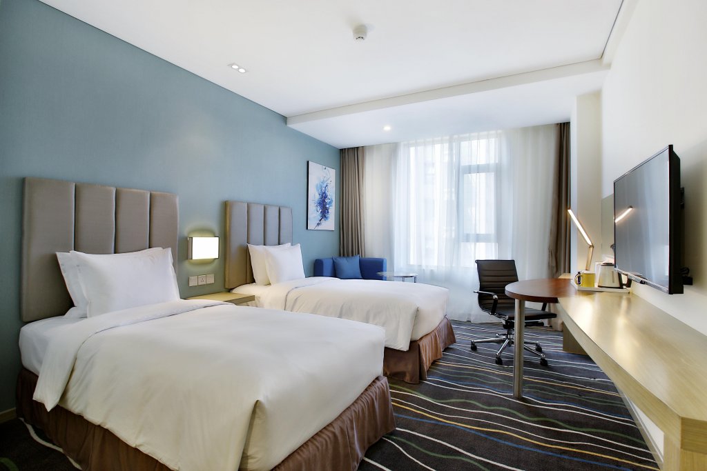 Лянфан: Отель Holiday Inn Express Langfang Park View