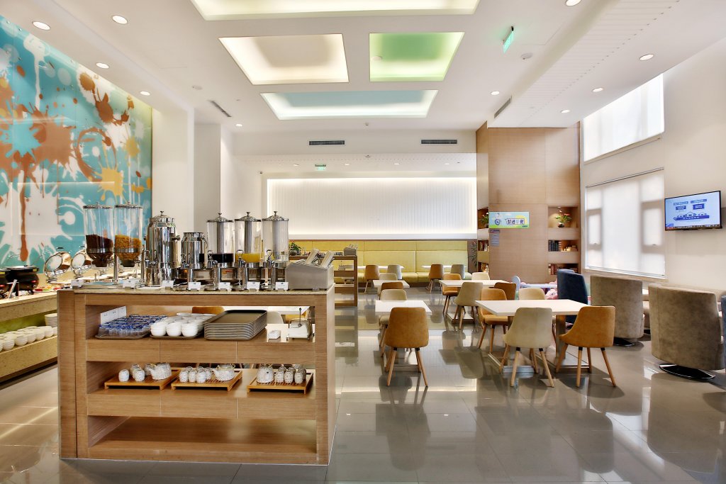 Лянфан: Отель Holiday Inn Express Langfang Park View