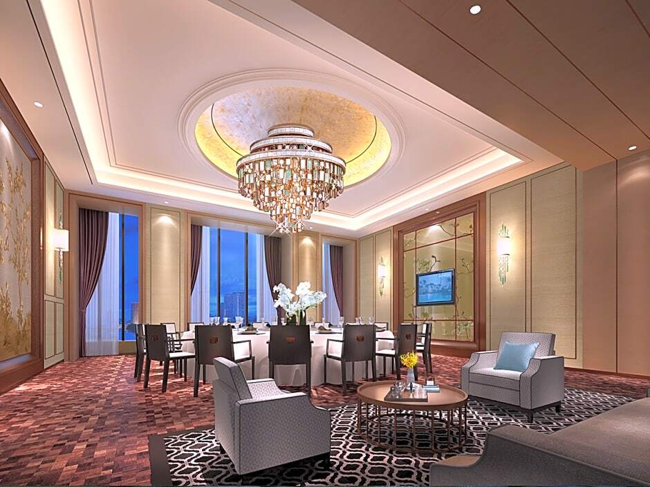 Яньчэн: Golden Eagle Summit Hotel Yancheng