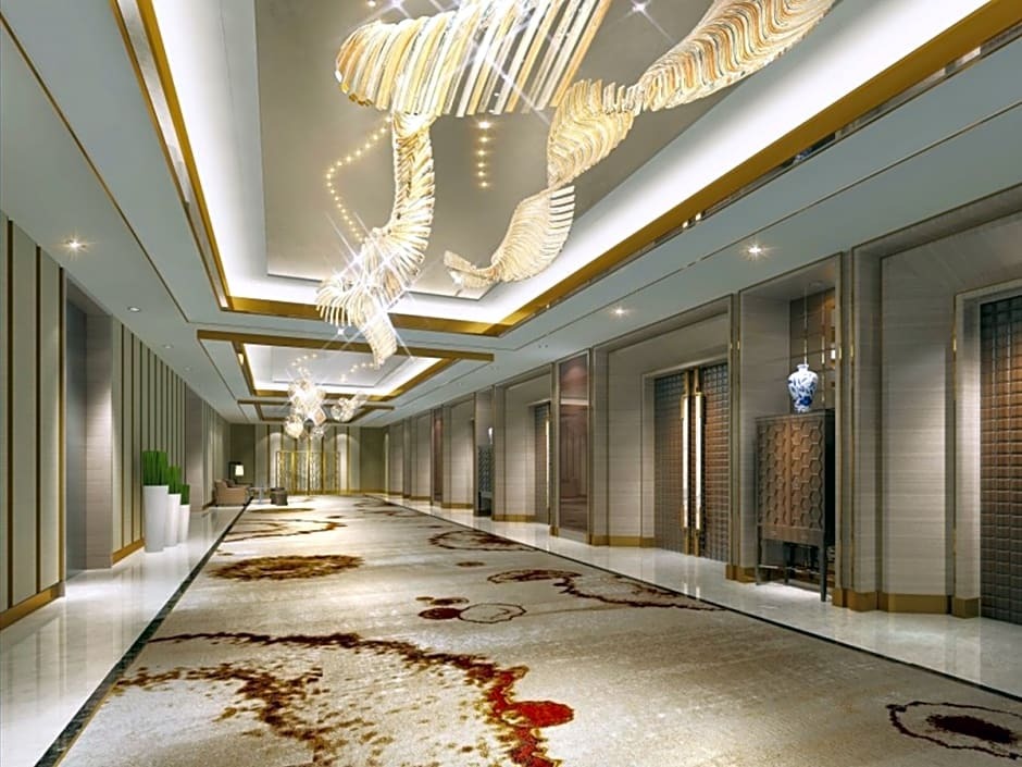 Яньчэн: Golden Eagle Summit Hotel Yancheng