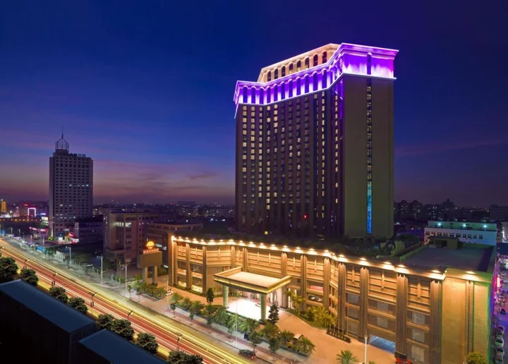 Дунгуань: Huilihua Hotel