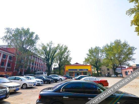 Лоян: 7 Days Inn Luoyang Zhongzhou Zhong Road Nine Dragon Ding