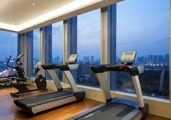 Наньнин: Ming Du Lakeside Hotel Nanning
