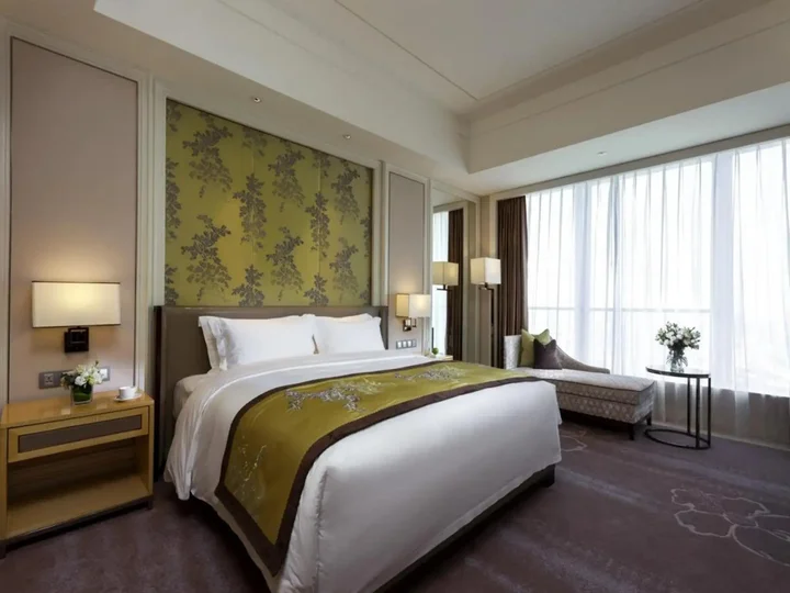 Наньнин: Ming Du Lakeside Hotel Nanning