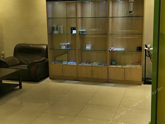 Наньнин: 7 Days Inn Nanning Renmin Park Branch