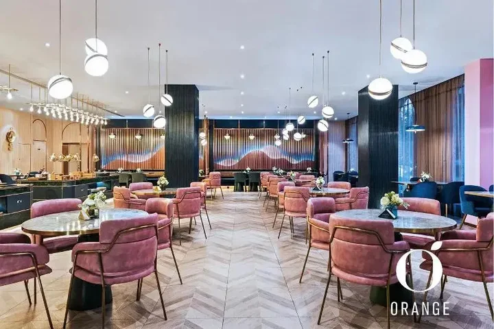 Циндао: Orange Hotel Select Qingdao Wusi Square