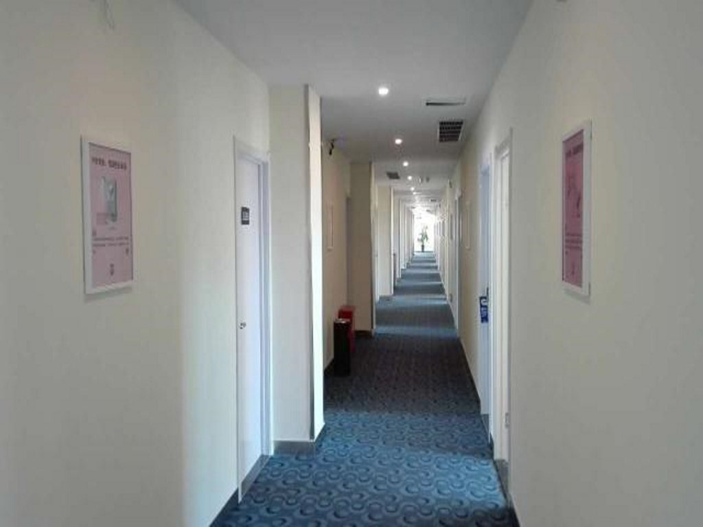 Таншань: 7 Days Inn Tangshan Guigu Shumacheng Branch