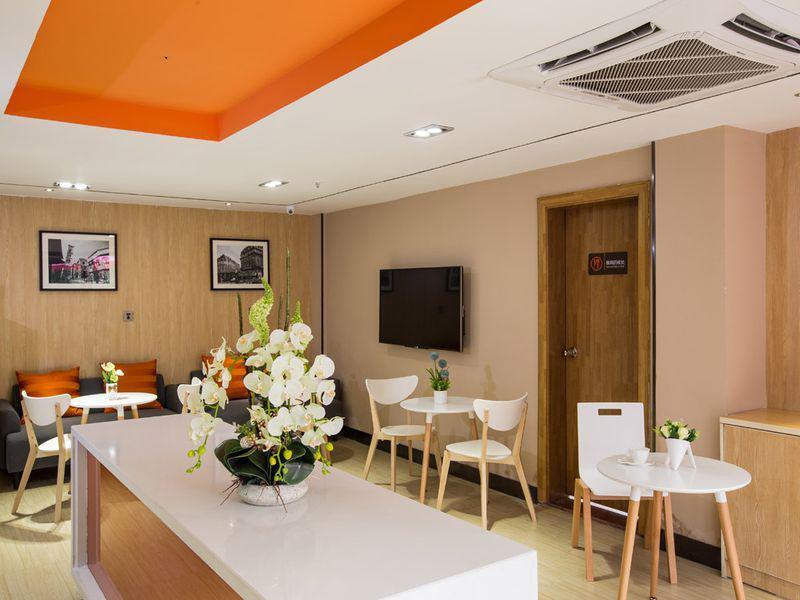 Ухань: 7 Days Inn Wuhan Guanshuichang Hanxi Yi Lu Metro S