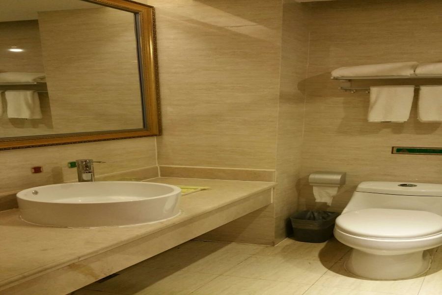 Гуйлинь: Vienna Hotel Guangxi Guilin Railway Station Vientiane City