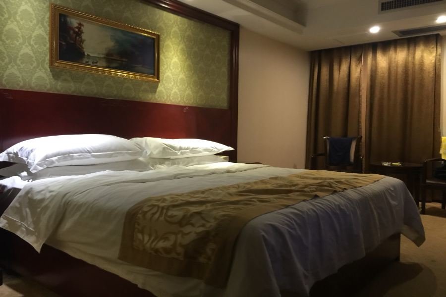 Гуйлинь: Vienna Hotel Guangxi Guilin Railway Station Vientiane City