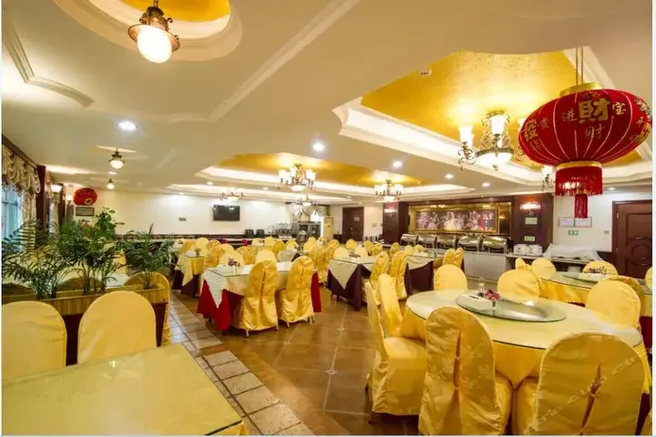 Гуйлинь: Vienna Hotel Guangxi Guilin Railway Station Vientiane City