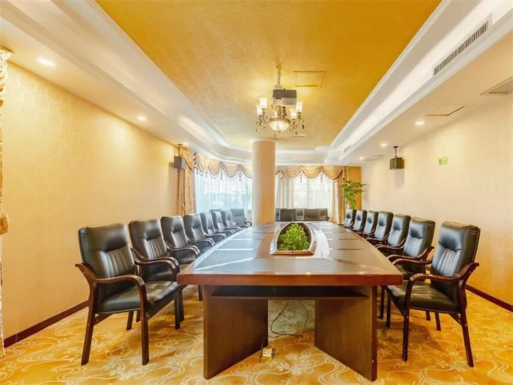 Гуйлинь: Vienna Hotel Guangxi Guilin Railway Station Vientiane City