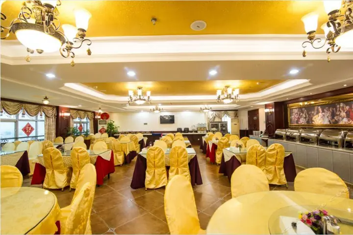 Гуйлинь: Vienna Hotel Guangxi Guilin Railway Station Vientiane City