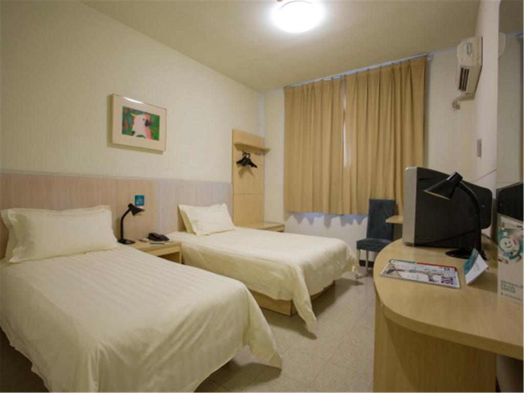 Синин: Jinjiang Inn Xining Grand Cross Mojiajie Hotel
