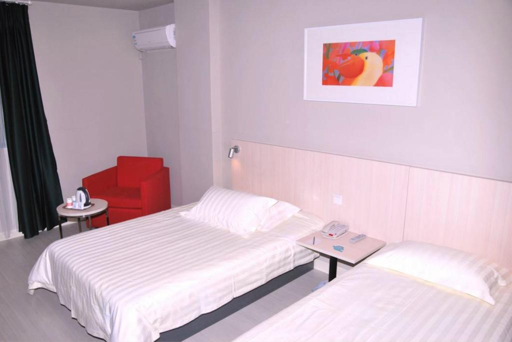 Синин: Jinjiang Inn Xining Grand Cross Mojiajie Hotel
