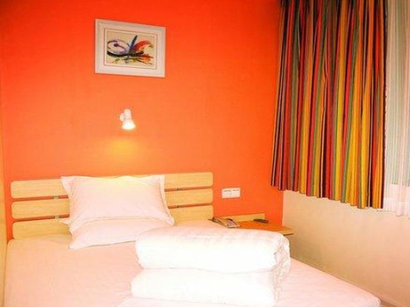 Харбин: 7 Days Inn Harbin Railway Station Zhanqian Square Branch