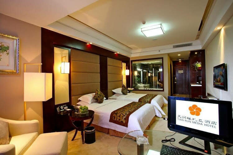 Наньян: Nanyang Tian Run Media Hotel