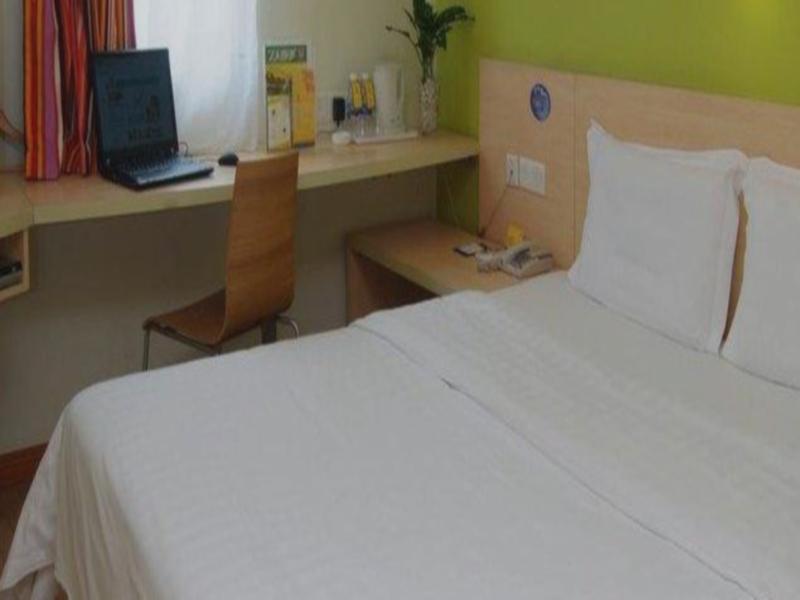 Чжаотун: 7 Days Inn Zhaotong Hailou Road Branch