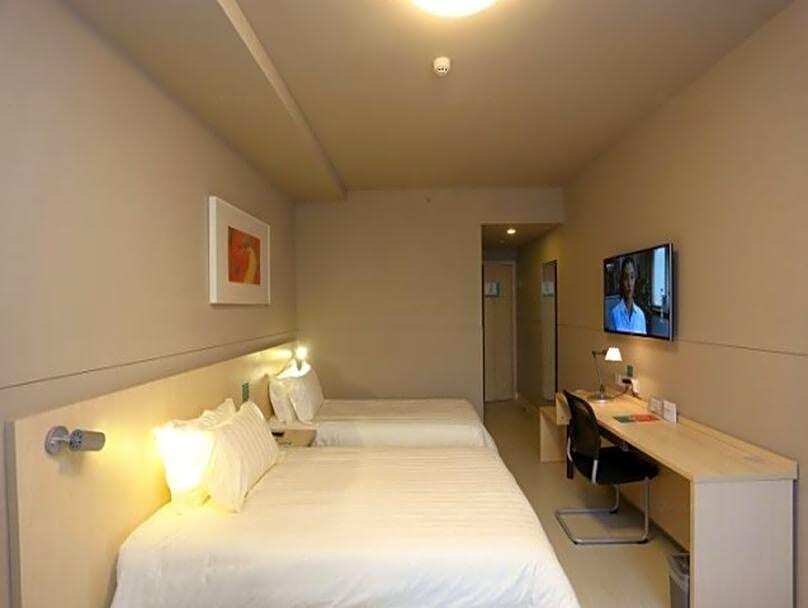 Чэнду: Jinjiang Inn Chengdu Eletronic Road Brach