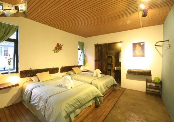 Дали: 1975 Chongyu Hostel