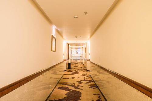 Гуанчжоу: James Joyce Coffetel Hotel Guangzhou Xiaoping Metro Station