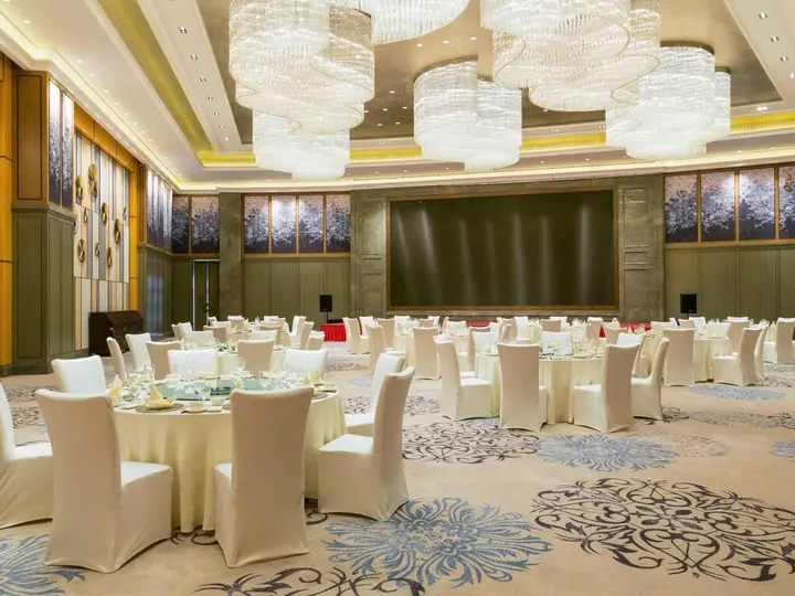 Чжэнчжоу: Grand Mercure Zhengzhou West