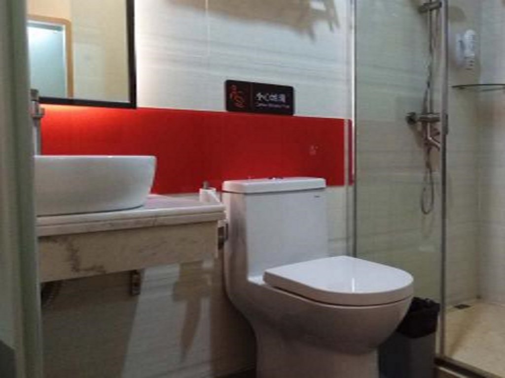 Хойчжоу: 7 Days Premium Huizhou Boluohu Town Luofu Mountain Branch