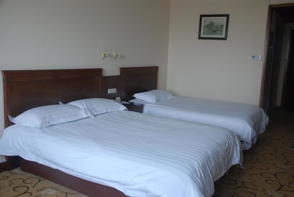 Шанхай: Shanghai Jingyuan Resort