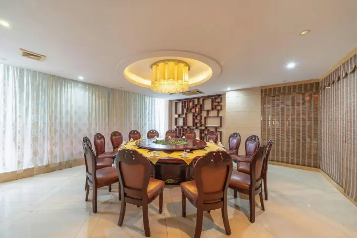 Гуйлинь: Ling Nan International Hotel