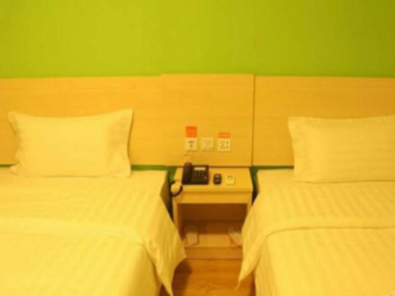 Лоян: 7 Days Inn Luoyang Longmen Grottoes Kai Yuan Avenue