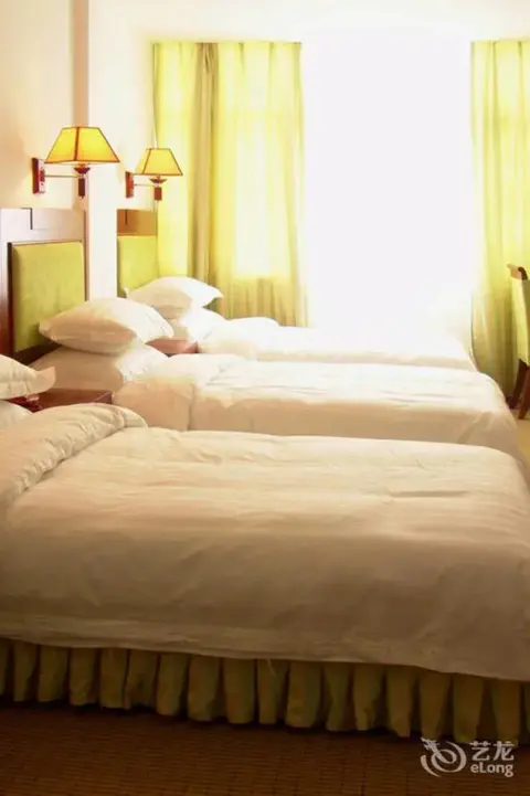 Чжанцзяцзе: Eastern Air Tour Hotel