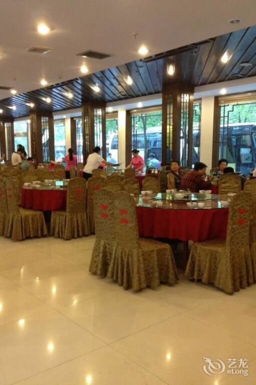 Чжанцзяцзе: Eastern Air Tour Hotel
