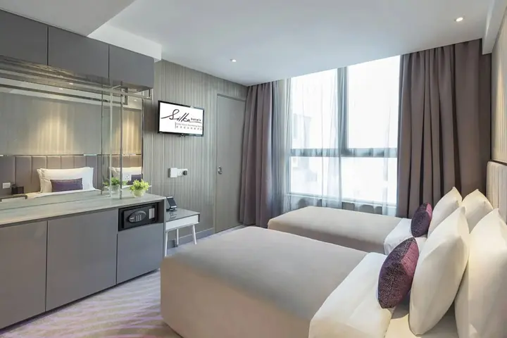 Шэньчжэнь: Silka Tsuen Wan Hong Kong