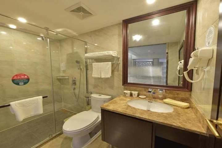 Чанчжоу: GreenTree Inn Changzhou Dinosaur Park Global Harbor Express Hotel