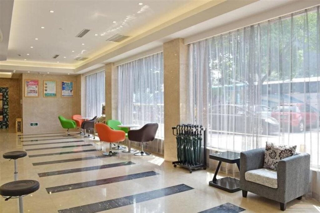 Чанчжоу: GreenTree Inn Changzhou Dinosaur Park Global Harbor Express Hotel