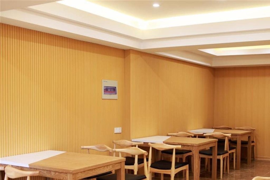 Чанчжоу: GreenTree Inn Changzhou Dinosaur Park Global Harbor Express Hotel