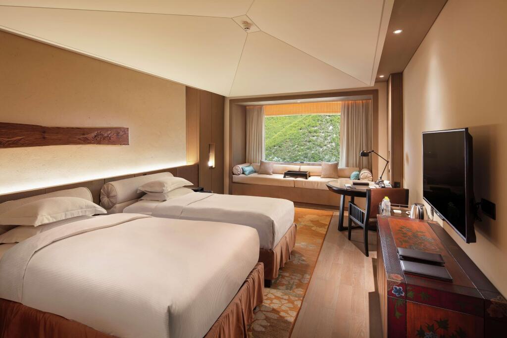 Цзючжайгоу: Hilton Jiuzhaigou Resort