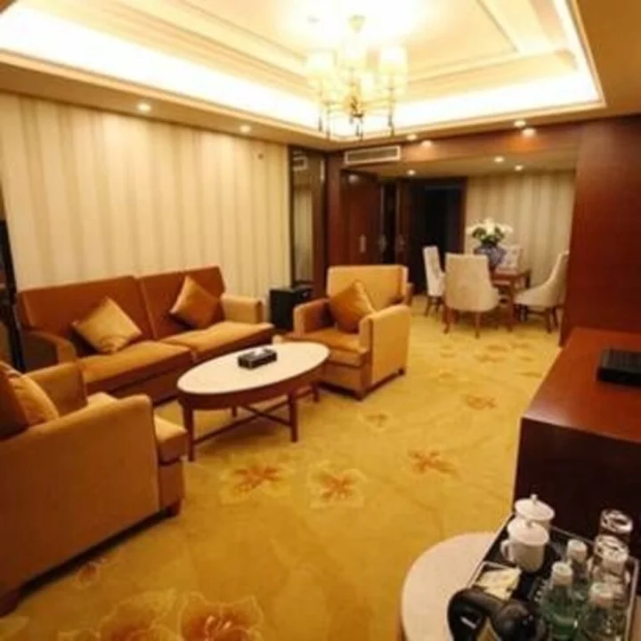 Бачжун: Hengfeng Hotel